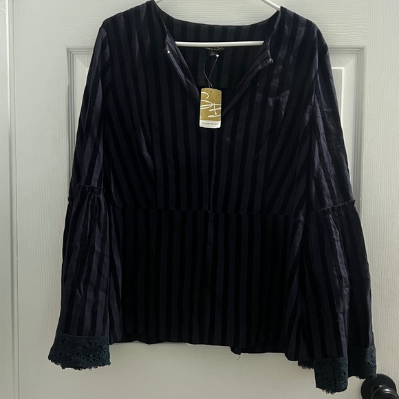 Suzanne Betro Tops - Suzanne Betro Black and Navy Striped Blouse